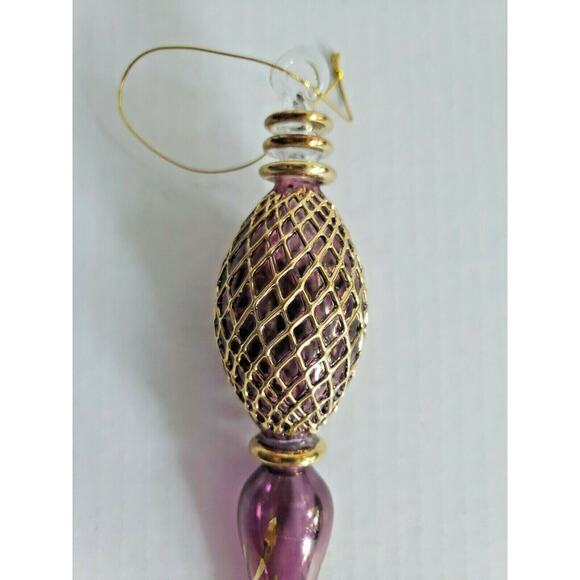 Vtg Art Glass Hand Blown Irridescent Purple w/ Gold overlay Christmas Ornamn U10 - Picture 2 of 3